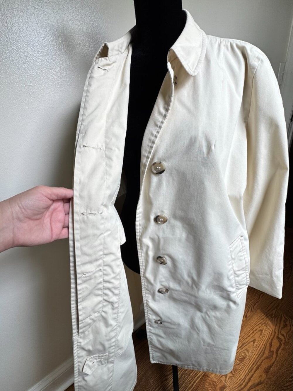 Vintage 60s 70s London Fog Maincoats Rain Coat 14 Petite Ivory Trench - Picture 3 of 14